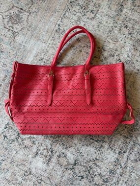 Red Perforated Tote Bag - Stylish Everyday Carry